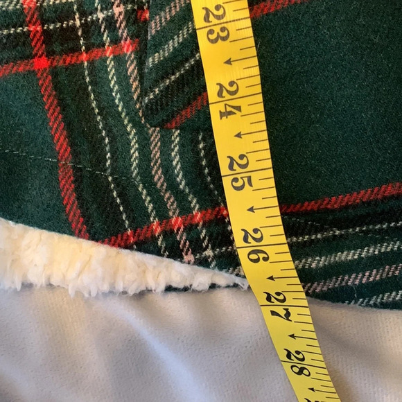 Maurice’s wool blend sherpa lined green tartan plaid fuzzy soft warm vest cinch - Picture 12 of 12